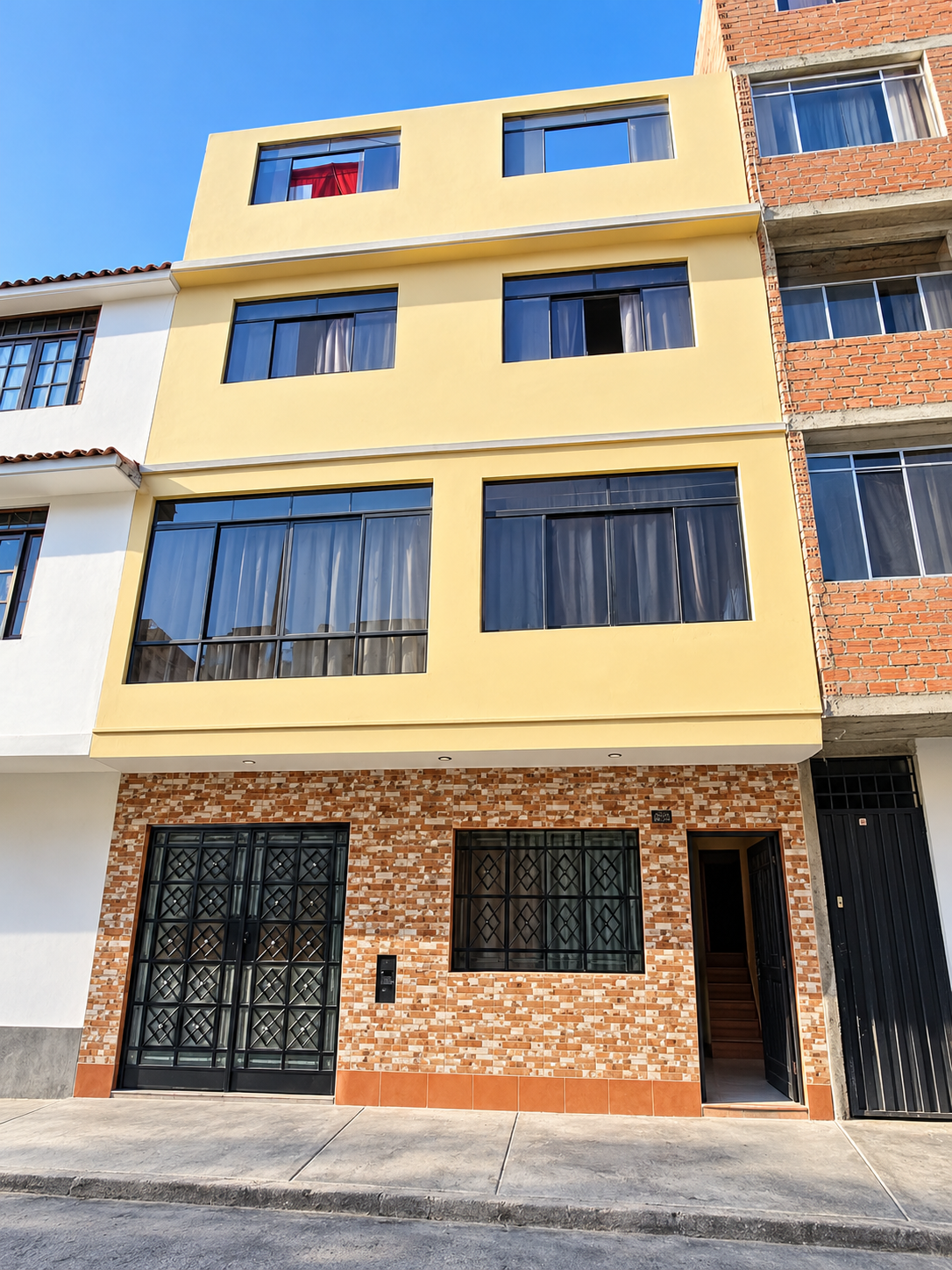 OPORTUNIDAD SE VENDE CASA EN LOS OLIVOS ALISOS 4PISOS — foto 2